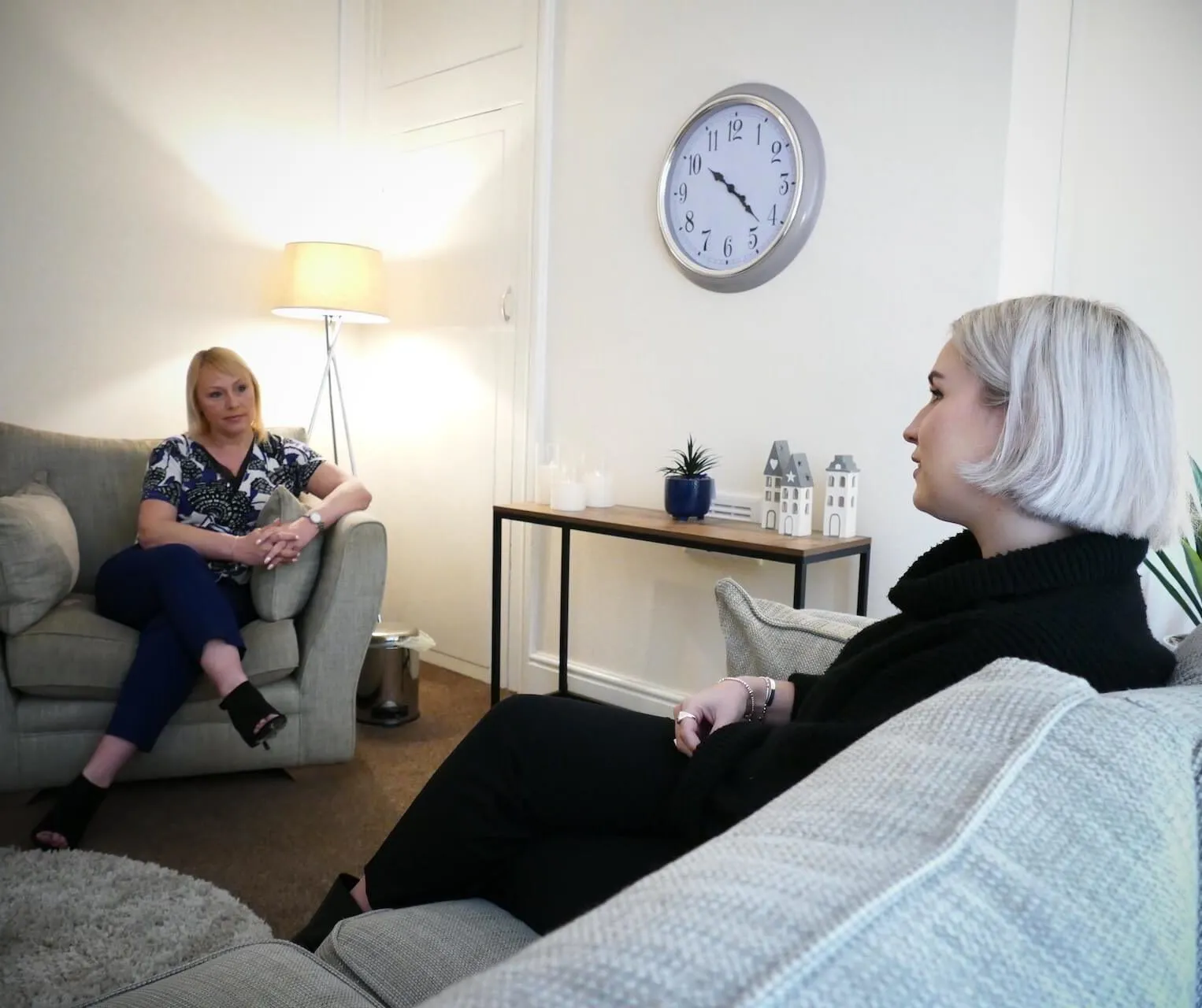 Eleanor Fairfield and Bev Herron conducting a therapy / counselling session at Cudox, Grimsby - over shoulder view