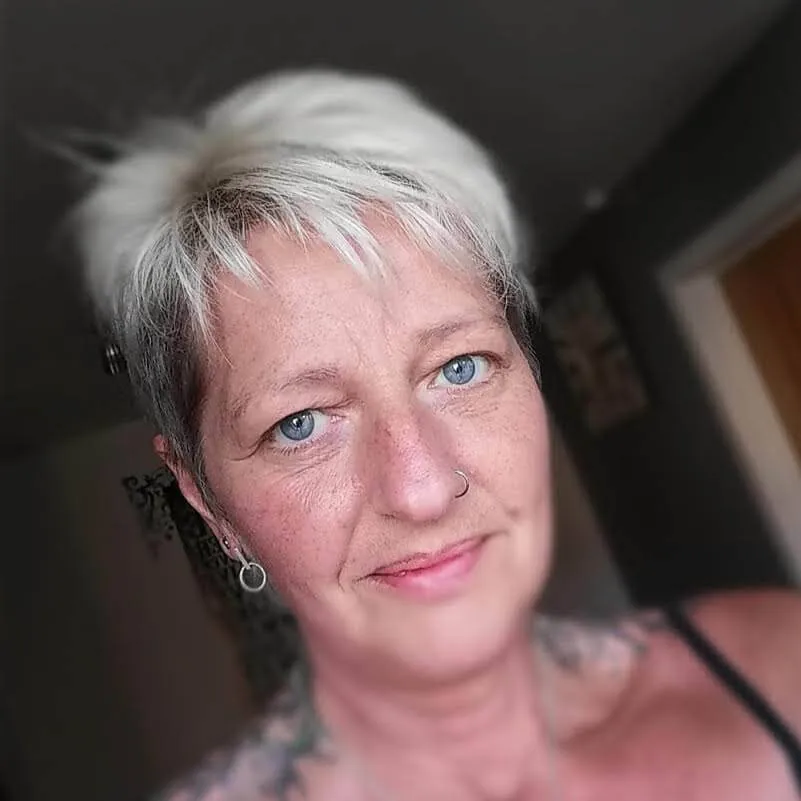 Karen Hoe profile picture