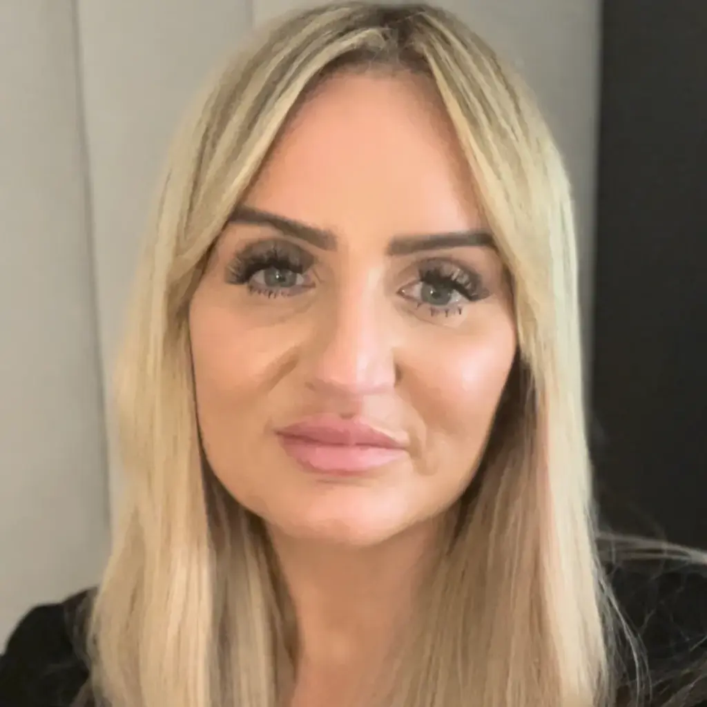 Angie Graham Profile Picture